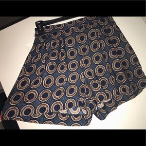 Patterned flowy shorts